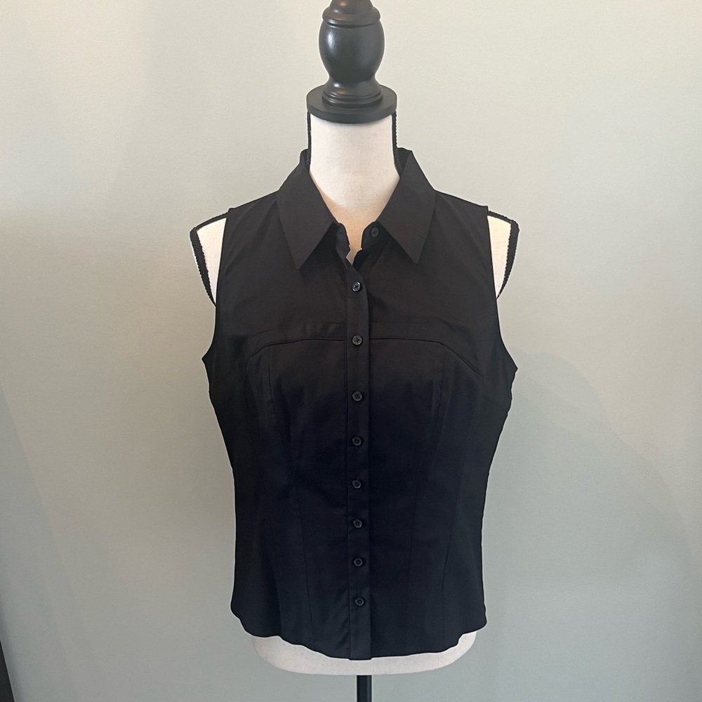 White House Black Market Black Sleeveless Corseted Button-Down Shirt size 8